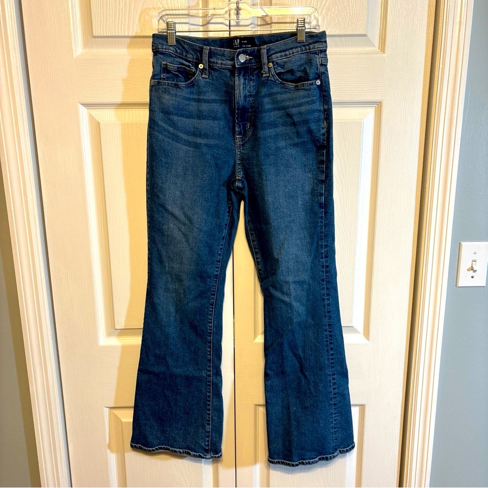 GAP Denim 70's Flare Women's Size 10/30R High Rise  Jeans.